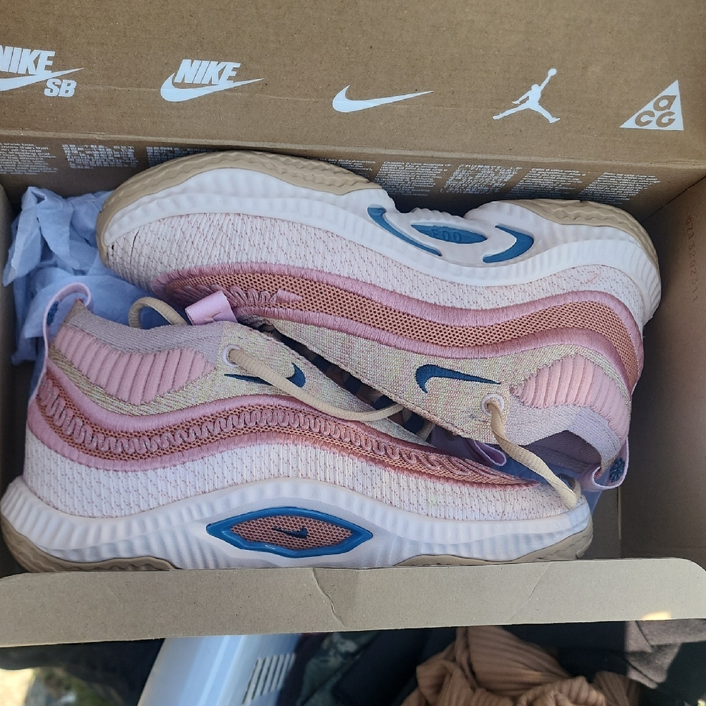 Nike Kids Pink and Blue Wave-Detail Athletic Sneakers